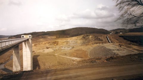 Bau und Inbetriebnahme der Wiehltalsperre