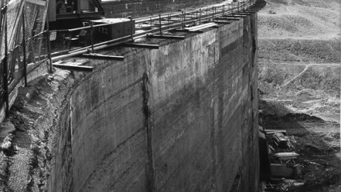 Sanierung der Aggertalsperre (Bau einer Vorsatzwand (Wasserseite), Erneuerung der Mauerkrone mit Fahrbahnerweiterung)